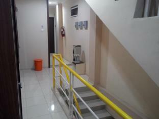 Kantos Guest House Jakarta Exterior photo