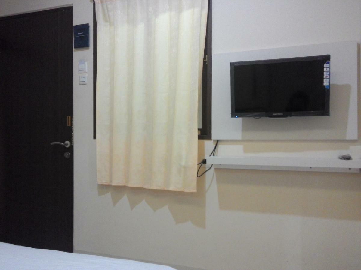 Kantos Guest House Jakarta Exterior photo