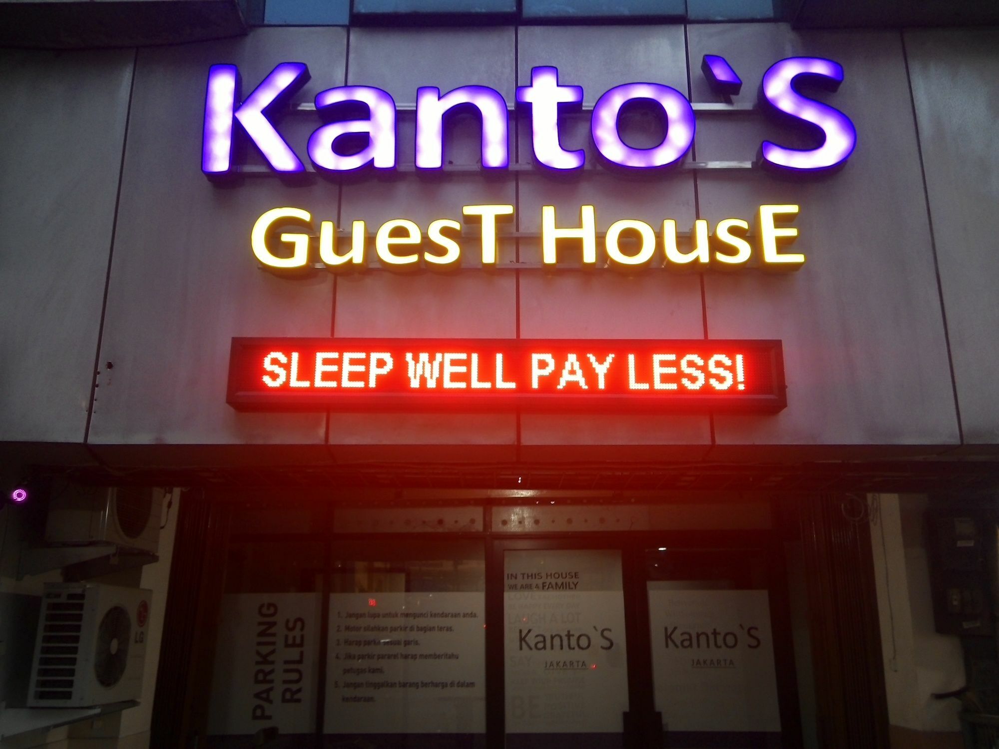 Kantos Guest House Jakarta Exterior photo